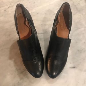 Corso Como Leather Booties w/ Cut Out S:10